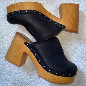 Wood & black clogs